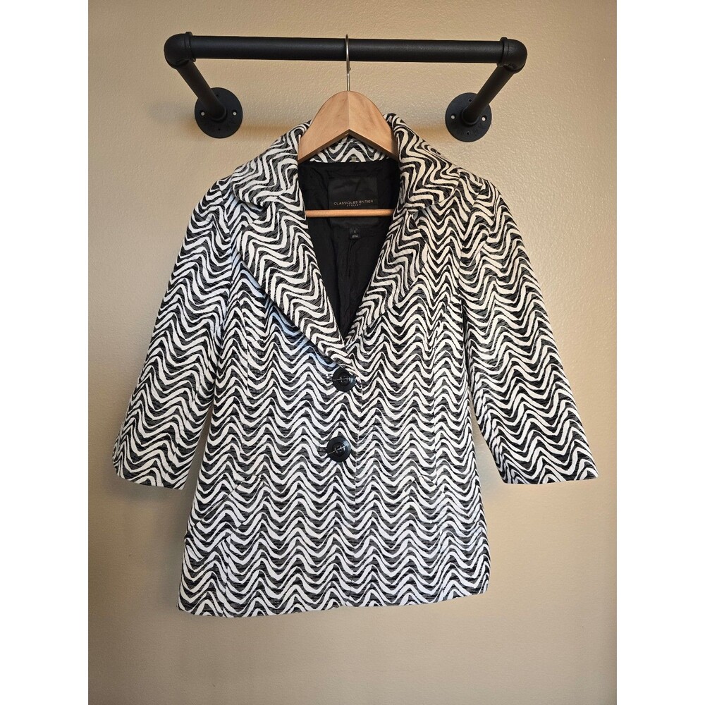 Classiques Entier Atelier black and white 3/4 sleeve button up blazer size small